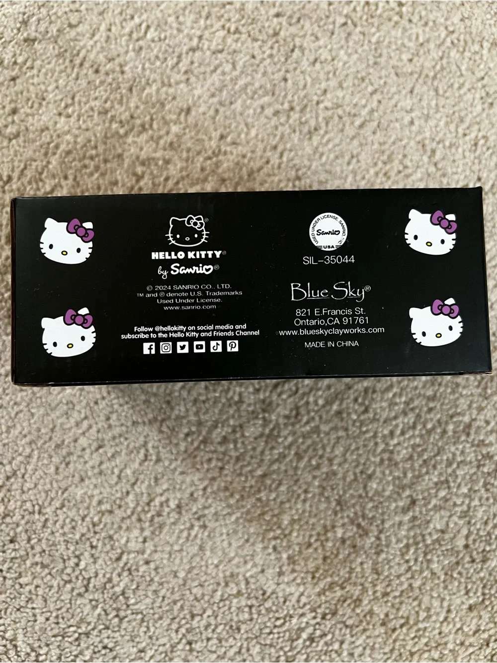 Sanrio Hello Kitty Halloween salt & pepper set - Black, Orange & Purple